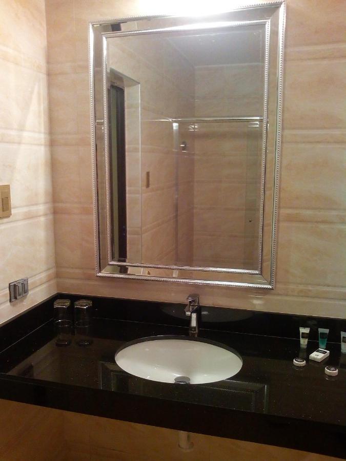 Hotel Candamo Лима Экстерьер фото
