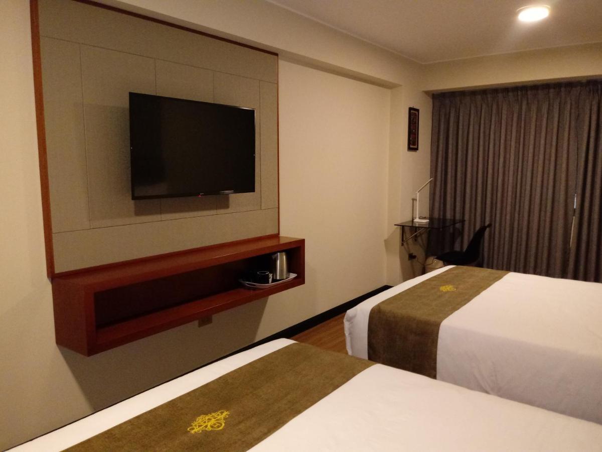 Hotel Candamo Лима Экстерьер фото