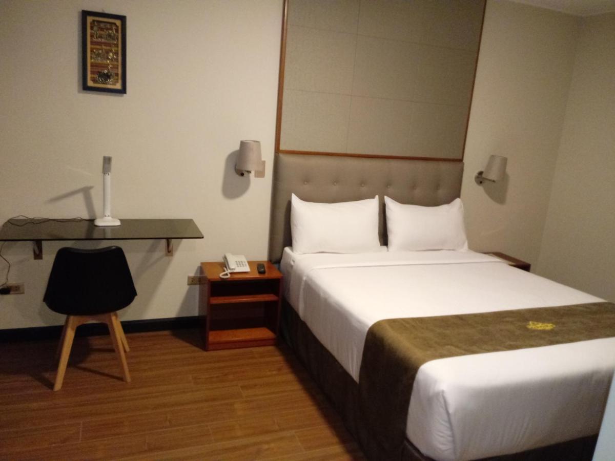 Hotel Candamo Лима Экстерьер фото