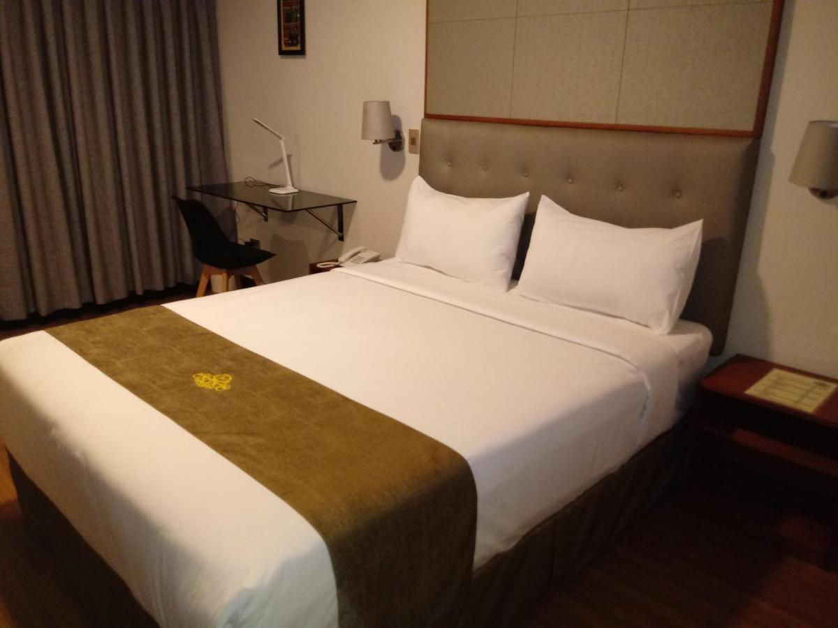 Hotel Candamo Лима Экстерьер фото